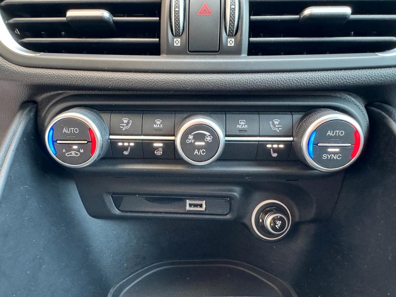 ALFA ROMEO GIULIA 2.2 T VELOCE Q4 210 cv auto MY20