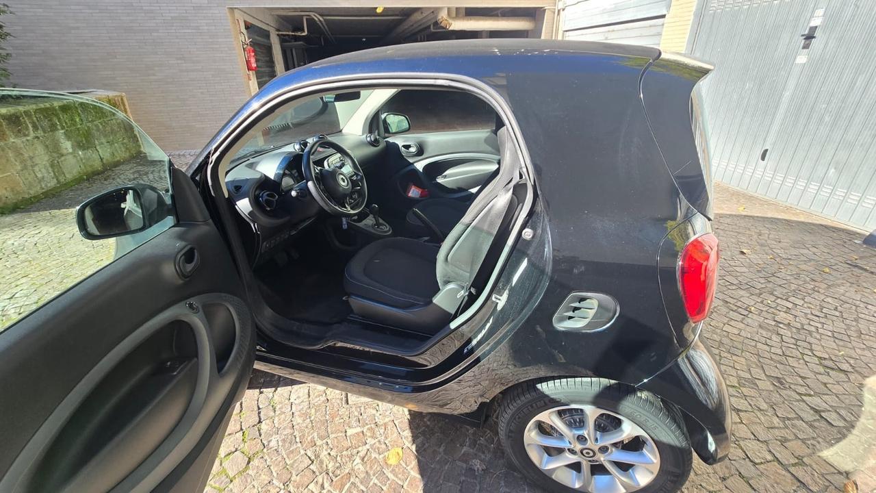 Smart ForTwo 1.0 71cv Coupe Clima cambio Auto