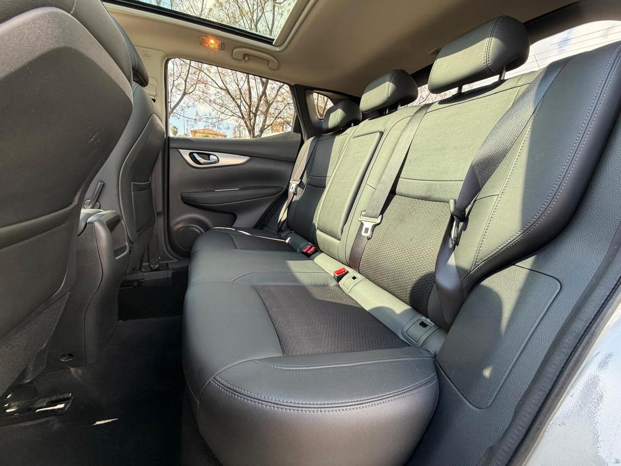 Nissan Qashqai 1.5 dCi Tekna FULL OPTIONAL