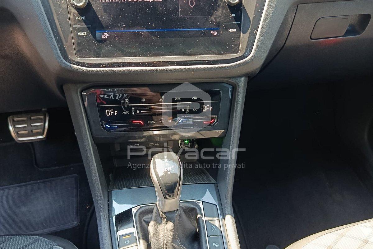 VOLKSWAGEN Tiguan 2.0 TDI 150 CV SCR DSG R-Line