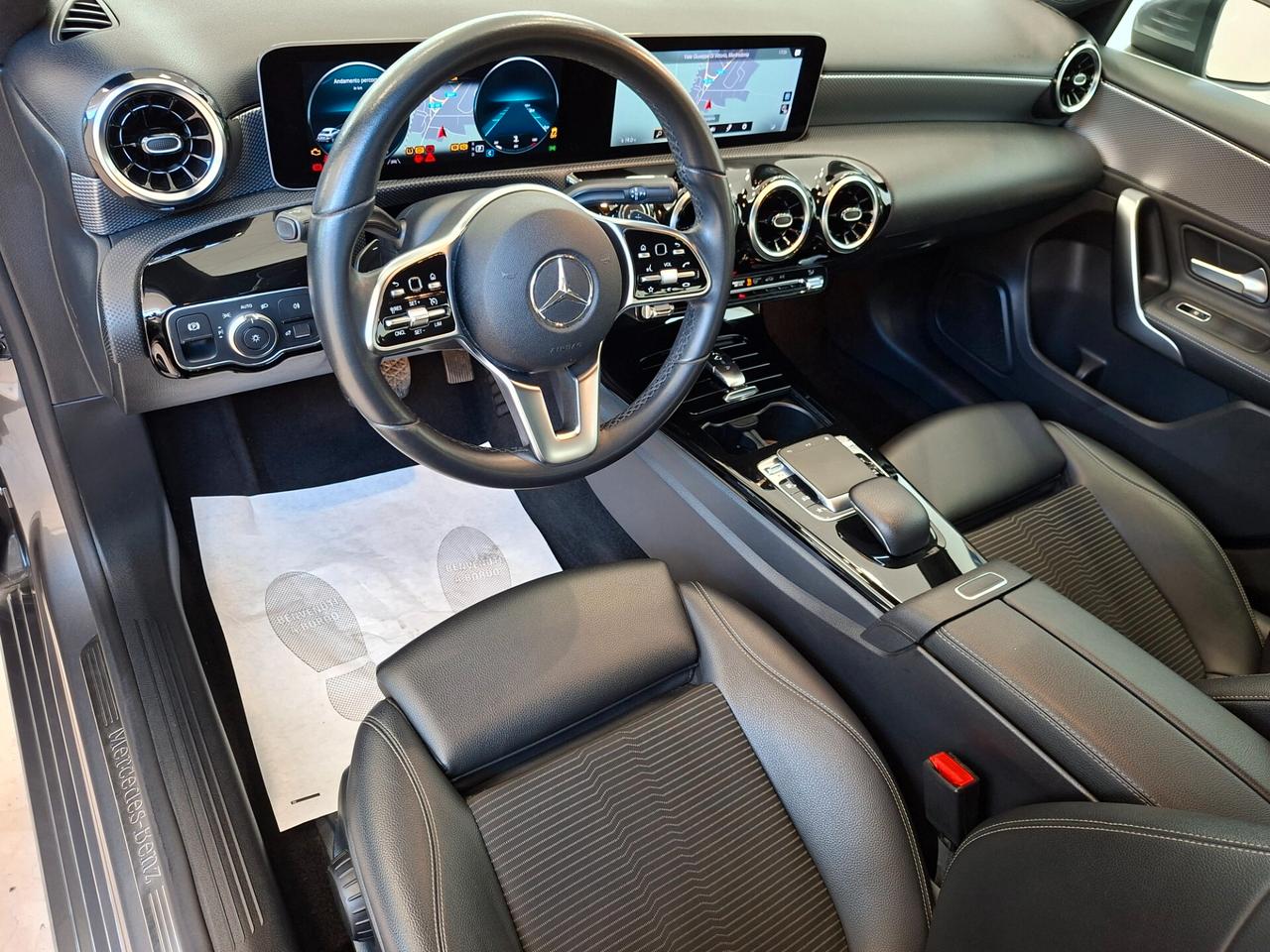 Mercedes-benz A 180 d Automatic Business SEDAN