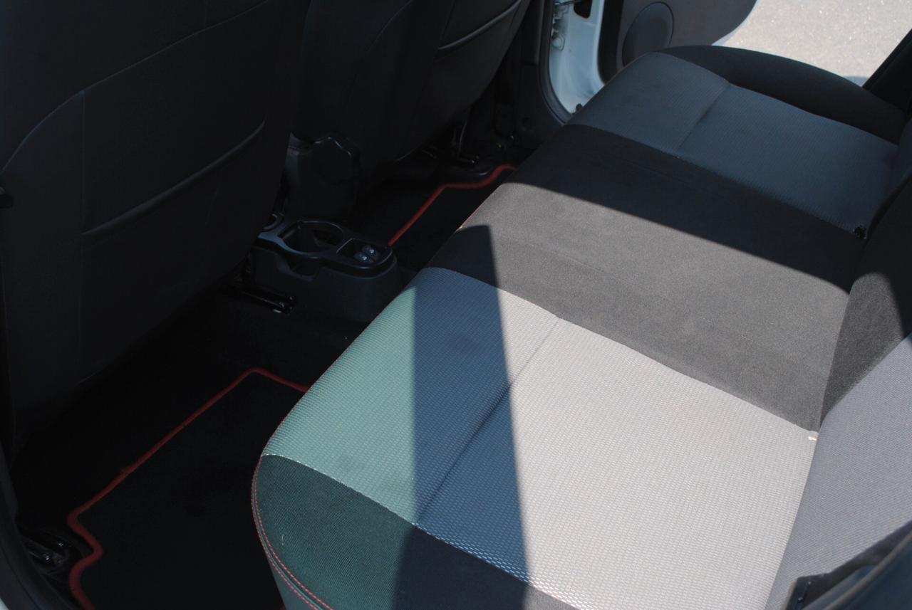 DACIA DUSTER 1.6 BENZ/GPL 105 CV