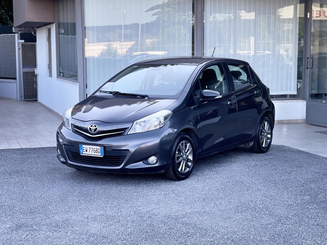 Toyota Yaris 1.0 Benzina 69CV E5 Neo - 2014