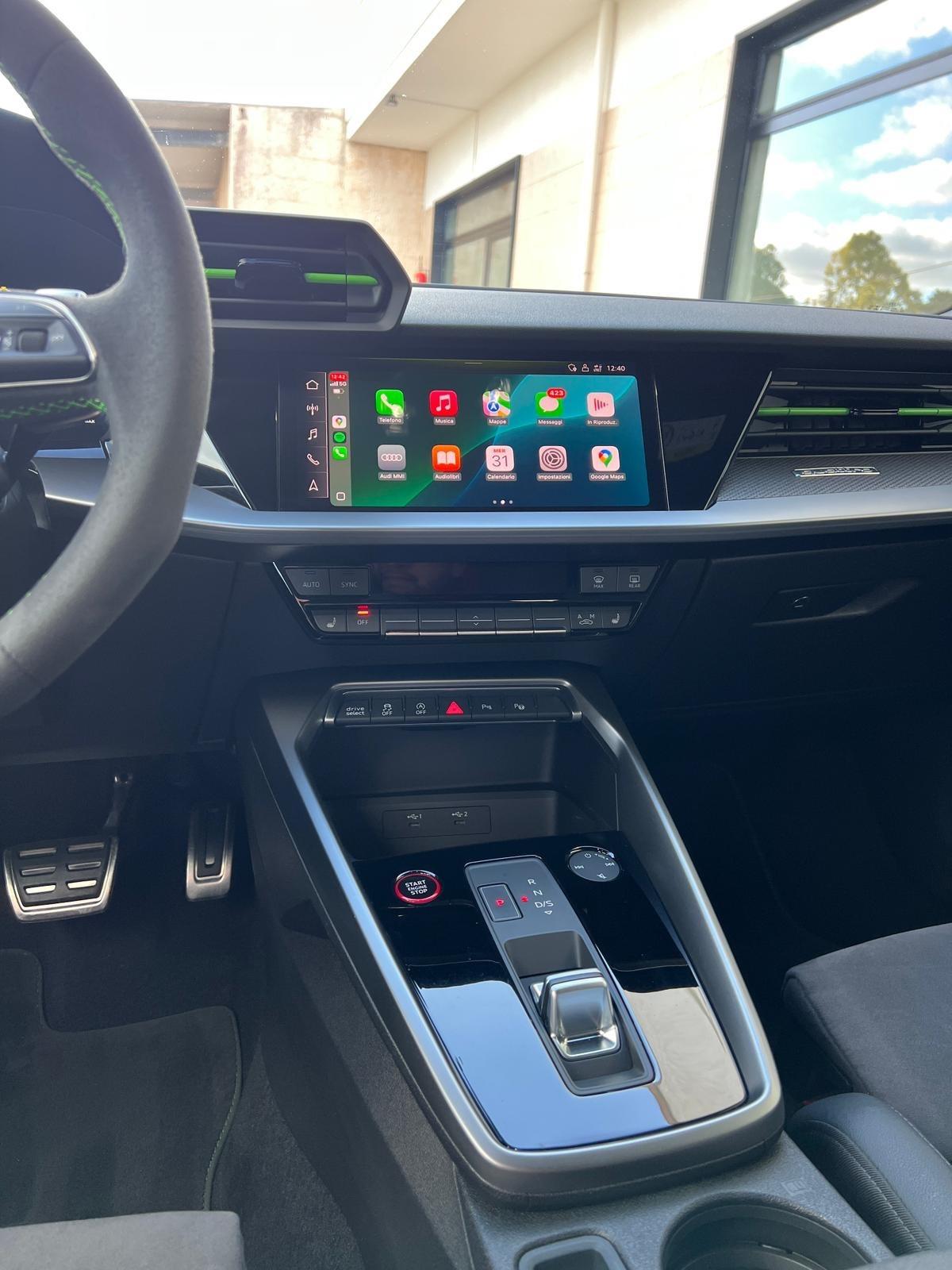 Audi RS3 Kyalami Green Carbon Pack