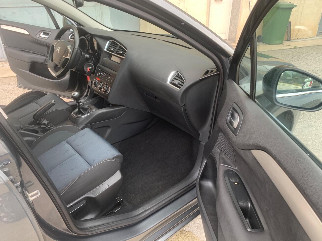 Citroen C4 1.6 e-HDi 115 Seduction