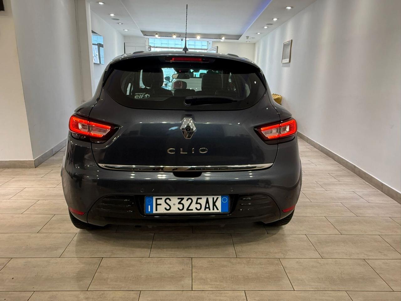 Renault Clio dCi 8V 90 CV Start&Stop 5 porte Energy Duel