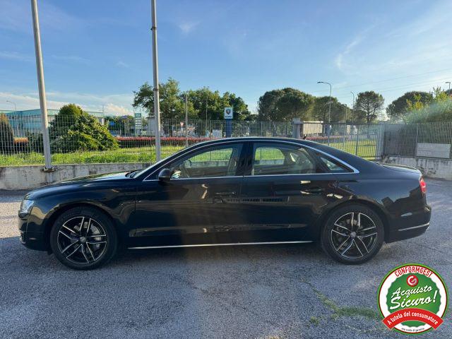 AUDI A8 50 TDI 3.0 quattro Fari Full Led R.Lega 19"