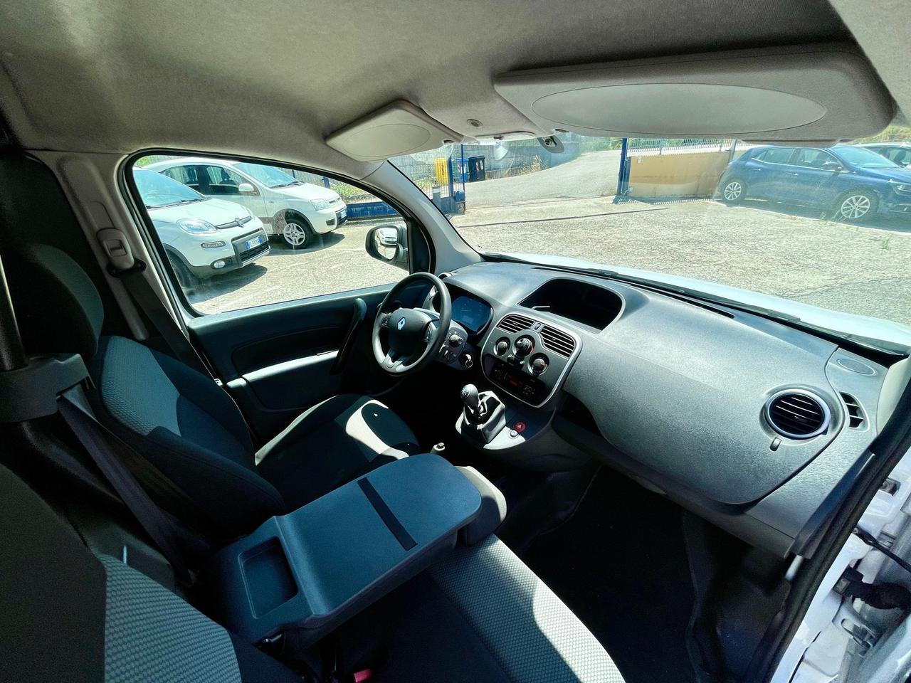 Renault Kangoo DCI DOPPIA PORTA LAT. -3POSTI