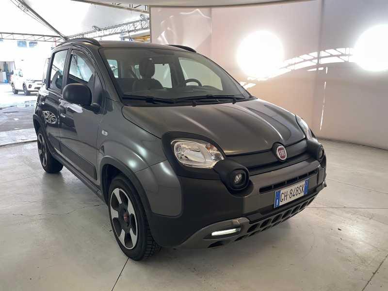FIAT Panda III - Panda 1.0 firefly hybrid City Cross s&s 70cv