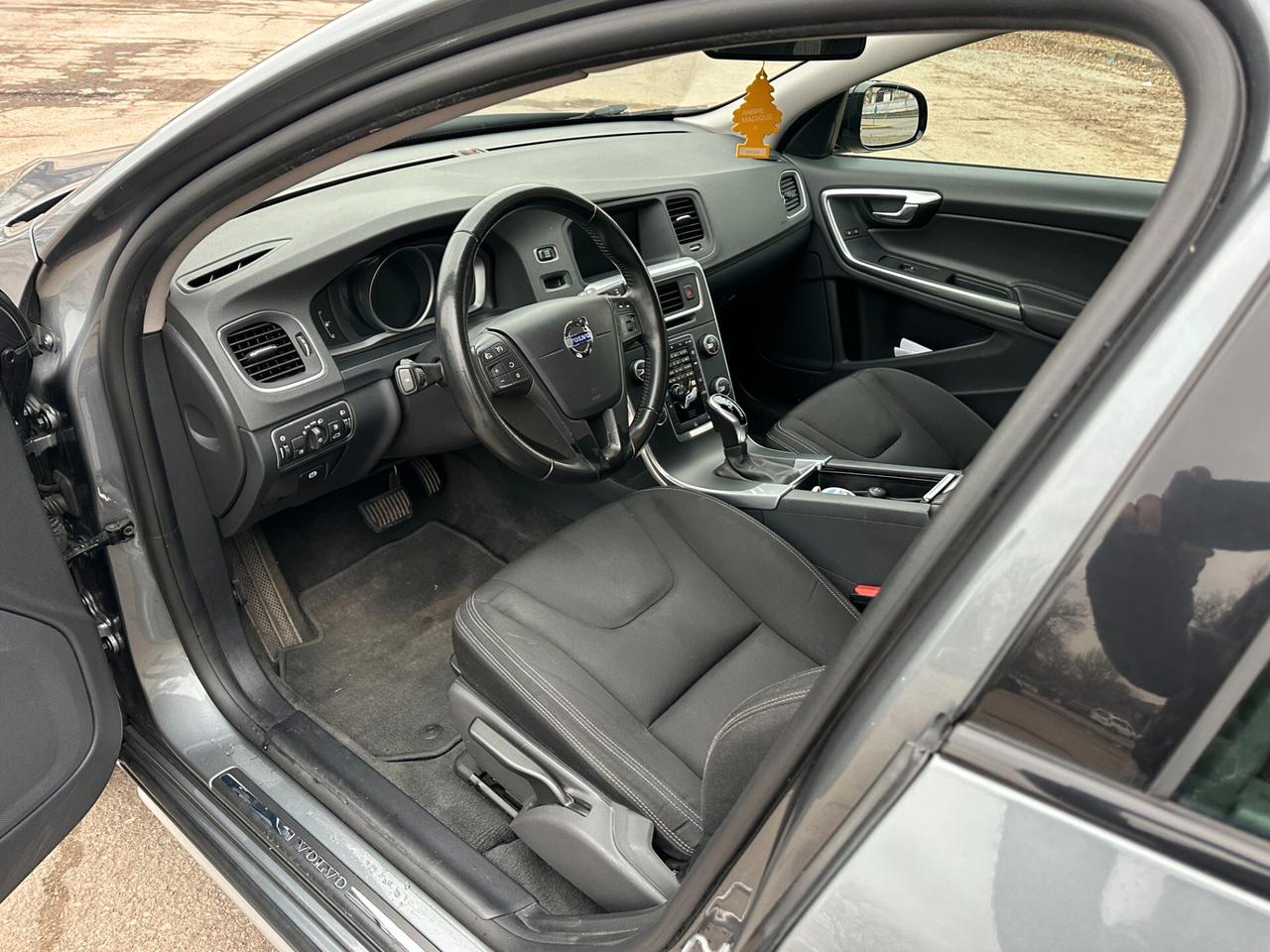 Volvo V60 Cross Country D3 Geartronic Business