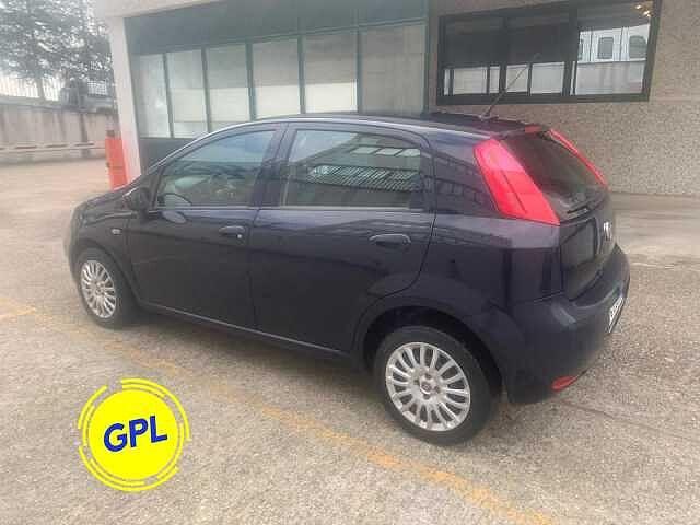 Fiat Punto 1.4 8V 5 porte Easypower Street