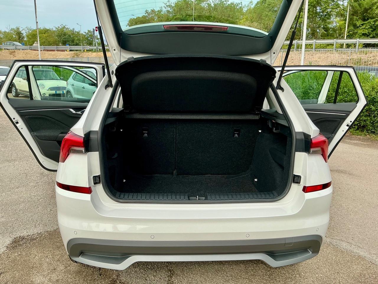 Skoda Kamiq 1.0 TSI 110 CV DSG Style Cambio Automatico