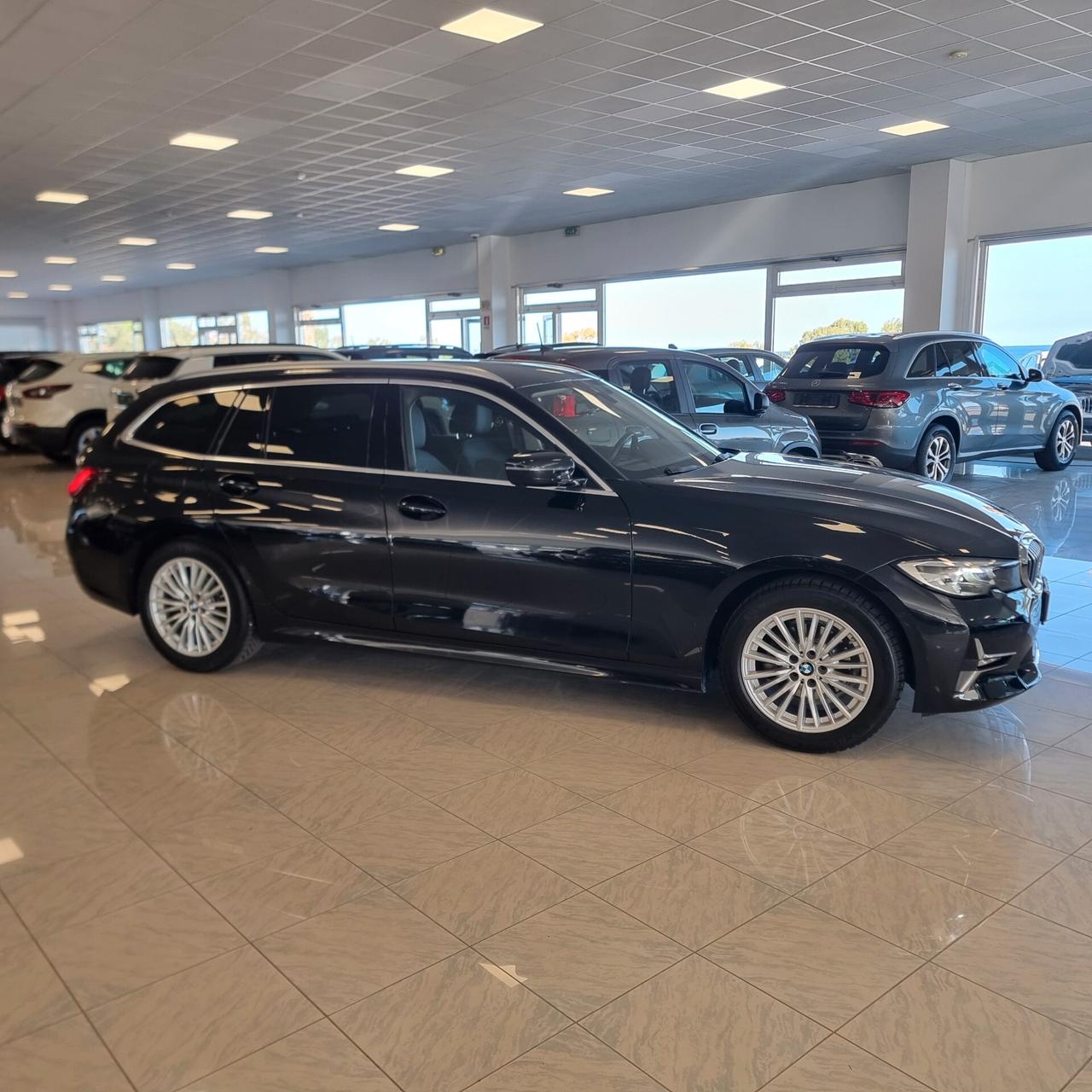 Bmw 318d 48V Touring Luxury - Pelle - Navy