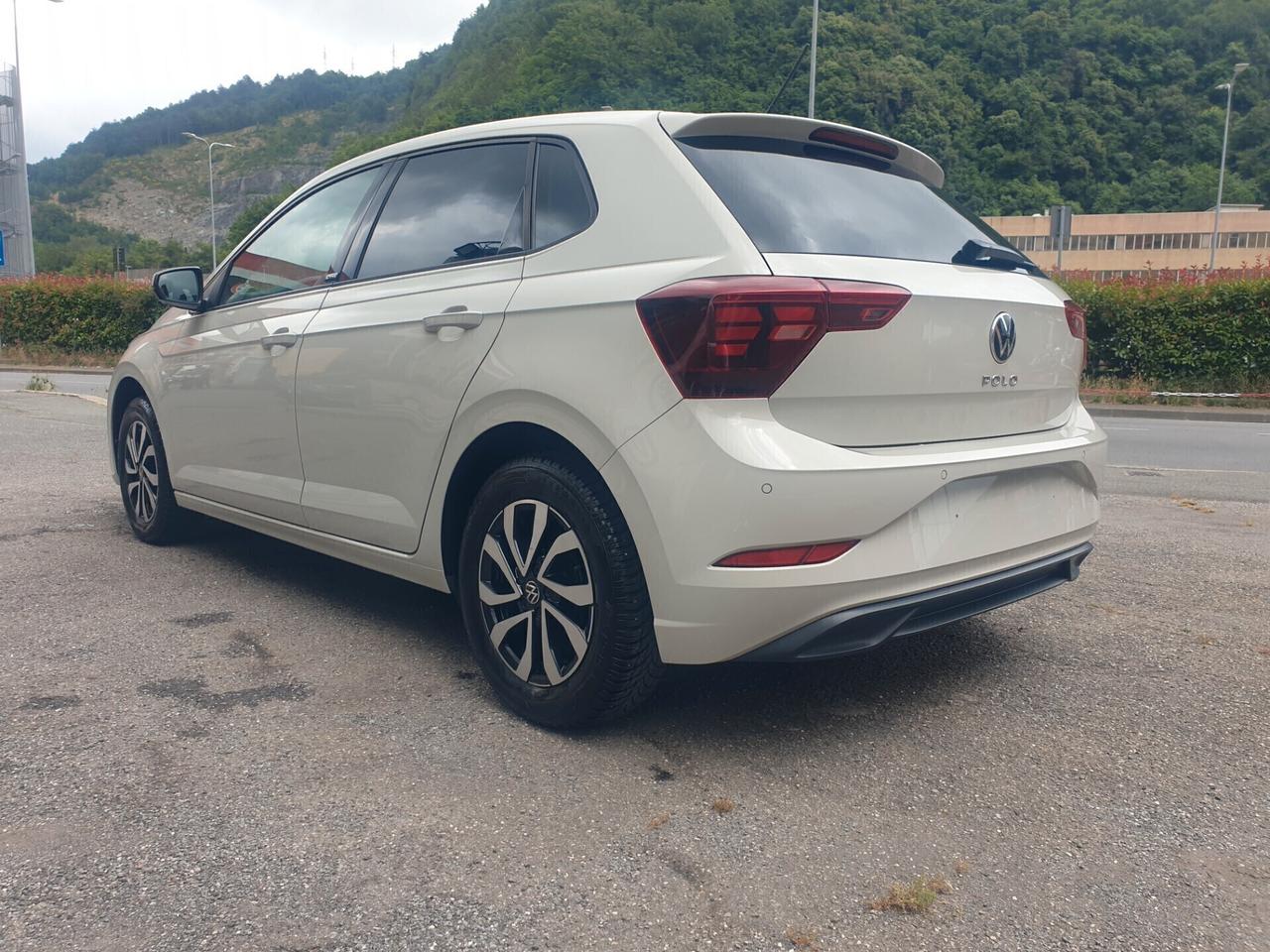 Volkswagen Polo 1.0 active