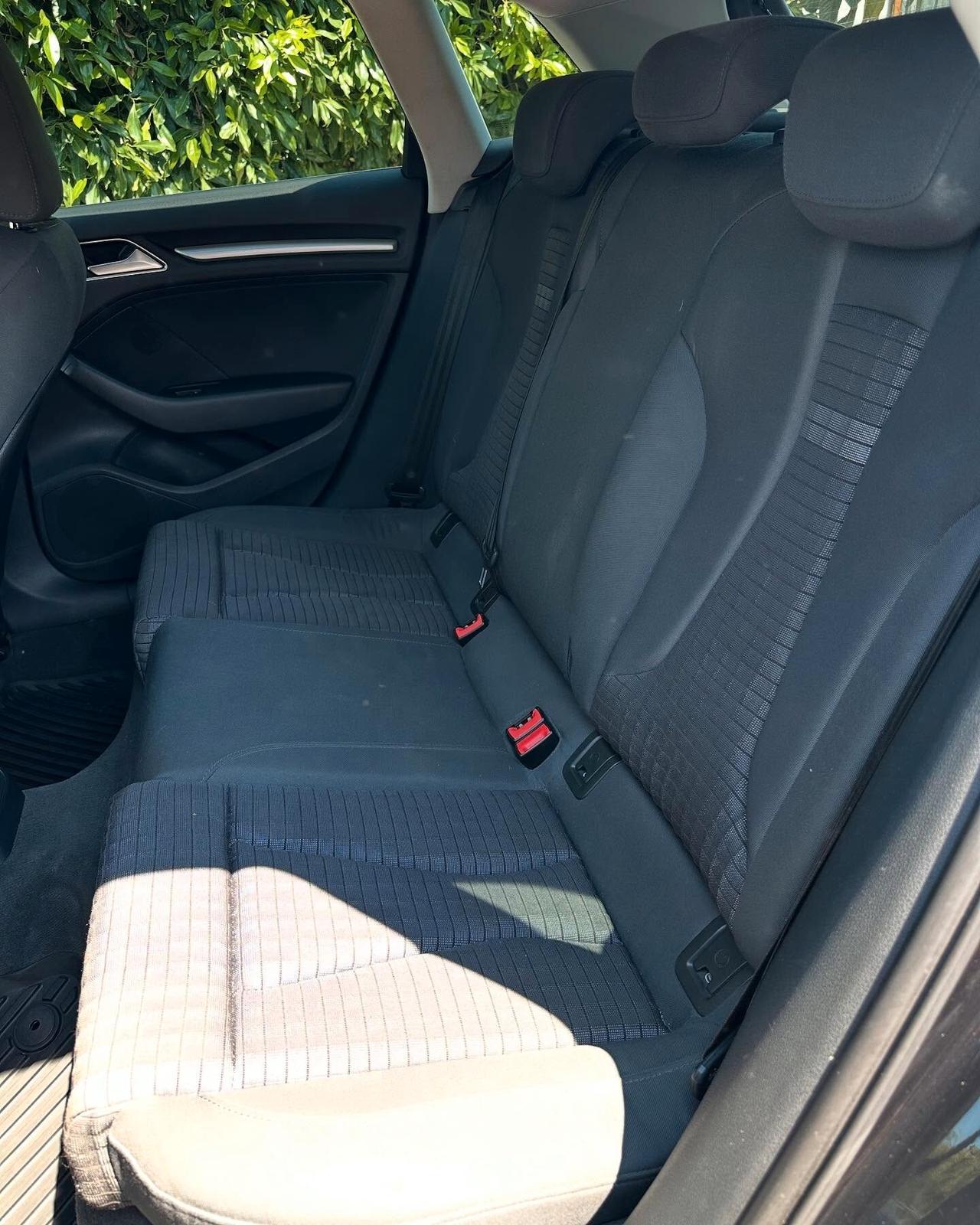 Audi A3 1.6 TDI S tronic Ambition
