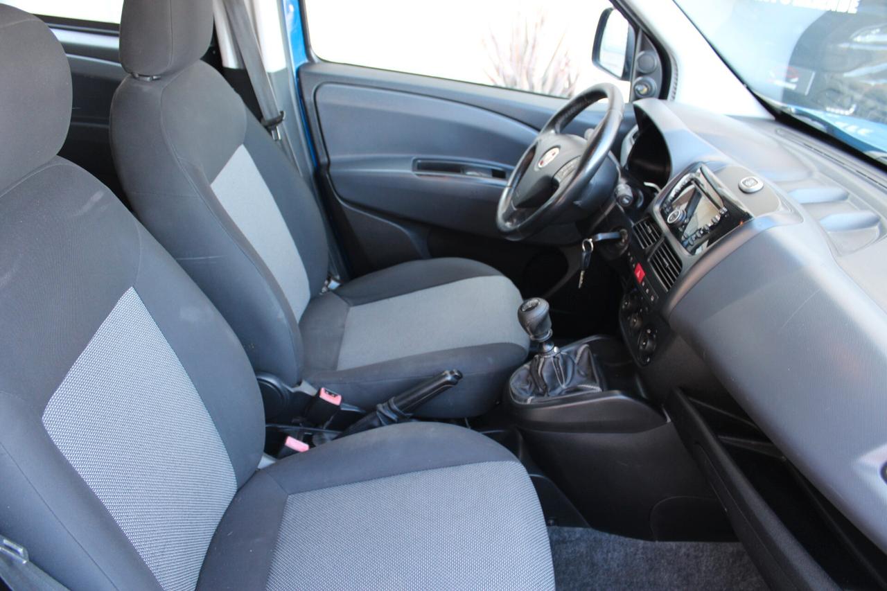 Fiat Doblò 1.4 T-Jet 16V Natural Power 2013