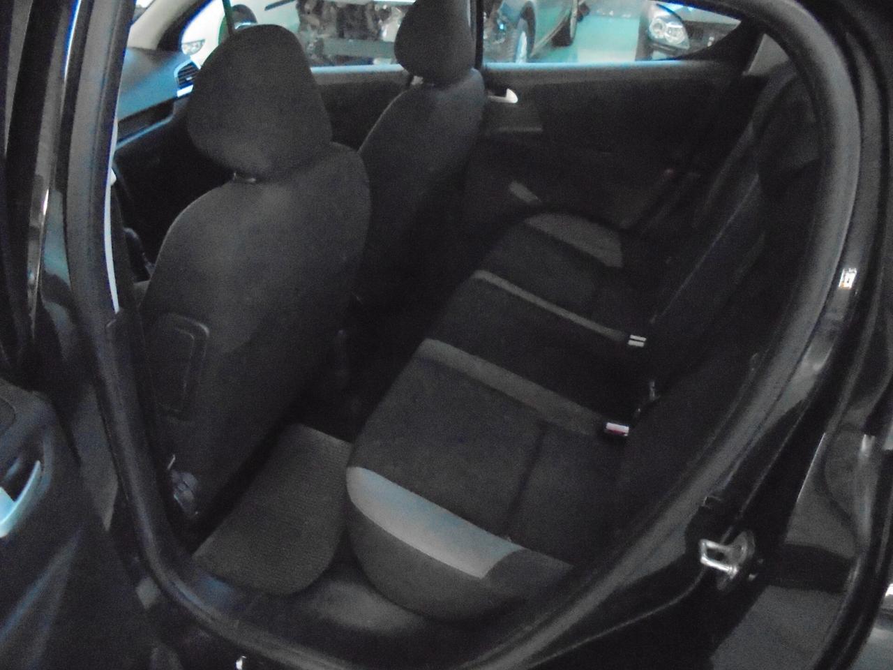 Peugeot 207 1.4 VTi 95CV 5p. X Line NEOPATENTATI