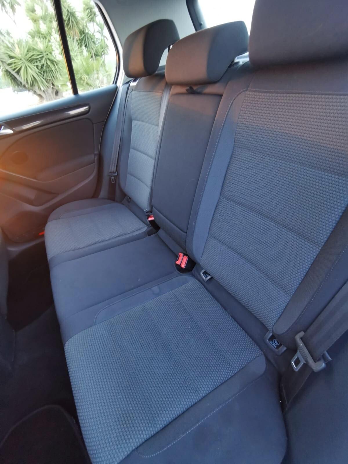 Volkswagen Golf 1.6 TDI 5p. Com. NEOPATENTATI