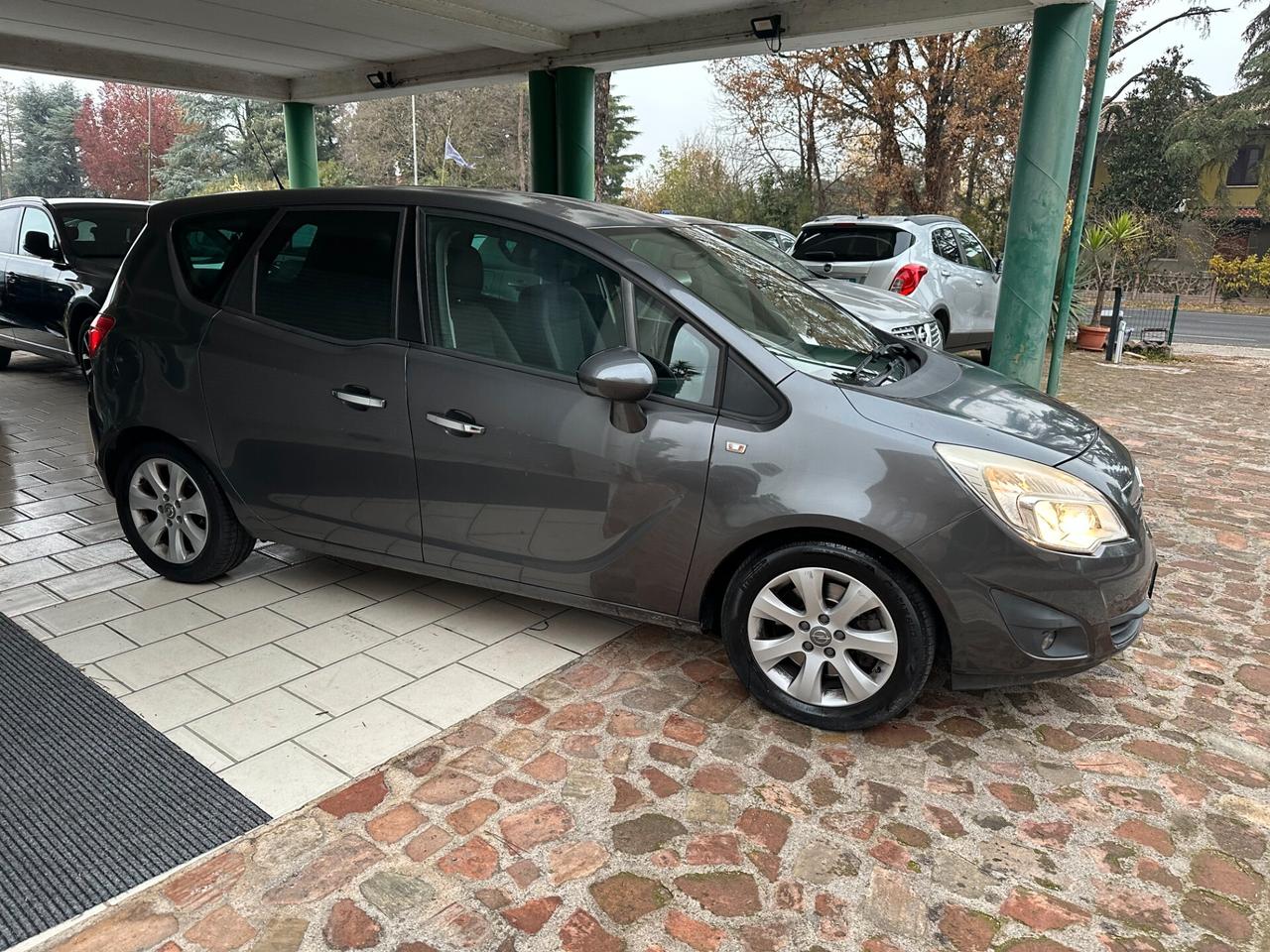 Opel Meriva 1.7 CDTI 110CV (12 RATE)