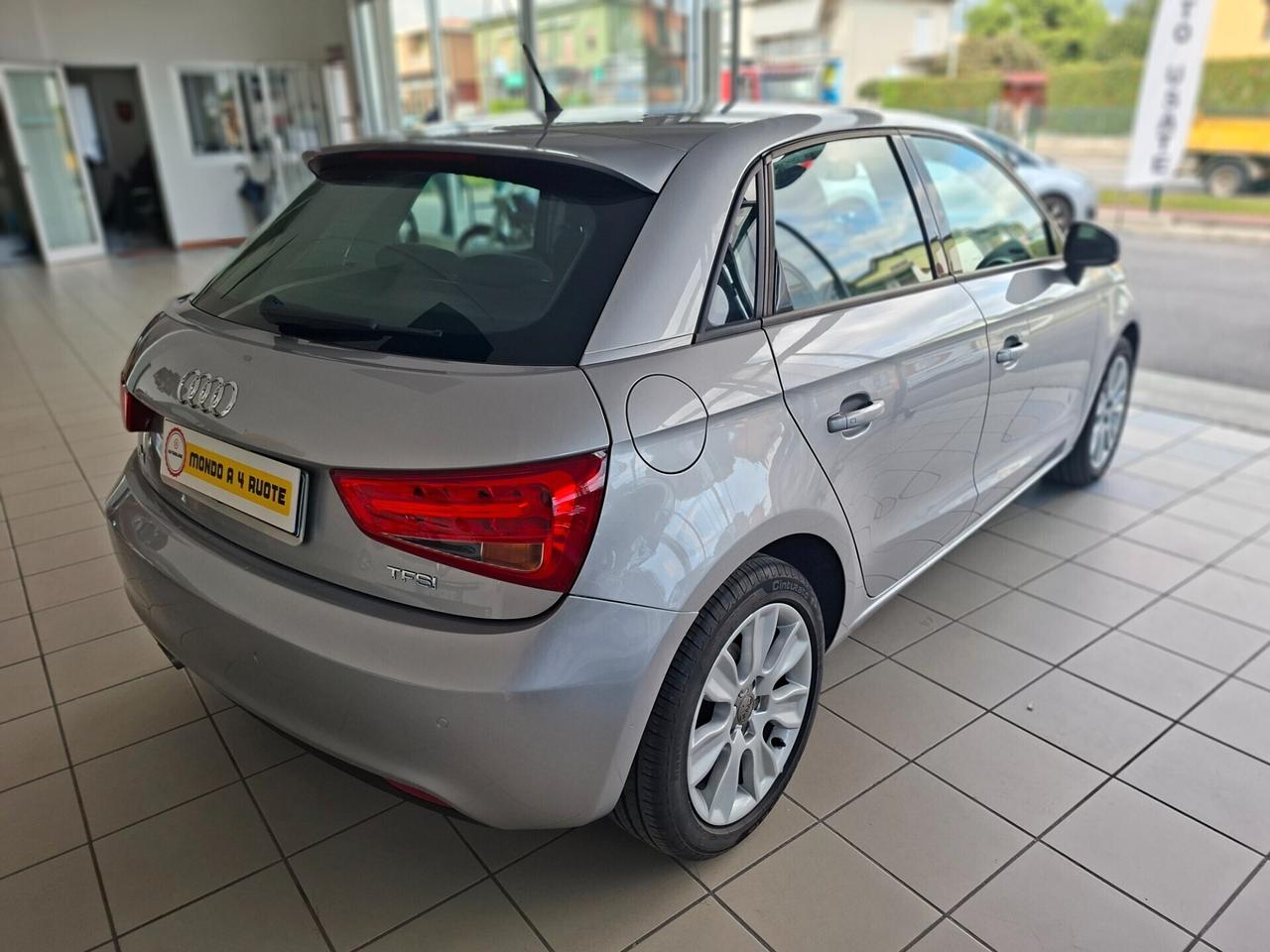A1 Sportback 1.4 tfsi Ambition 122cv s-tronic Neopatentati