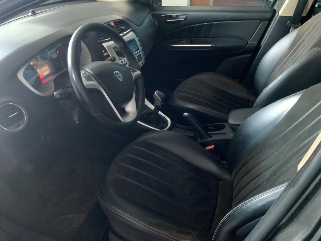 Lancia Delta 1.4 T-Jet 120 CV Argento