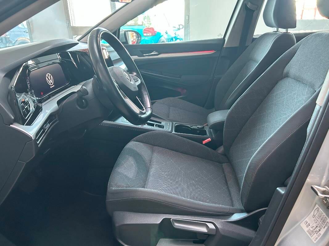 Volkswagen Golf 2.0 tdi Life 150cv dsg
