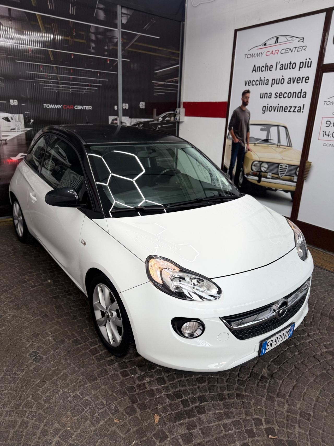 Opel Adam 1.2 70 CV