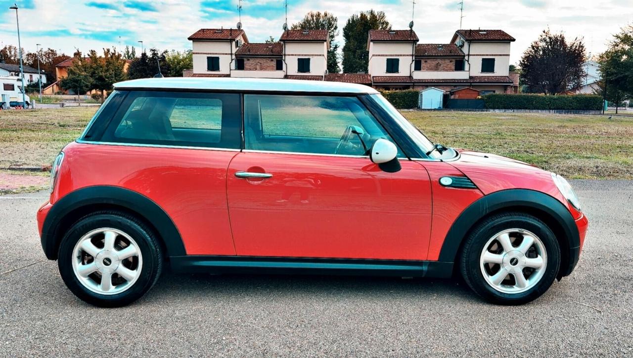 Mini 1.6 16V Cooper Chili