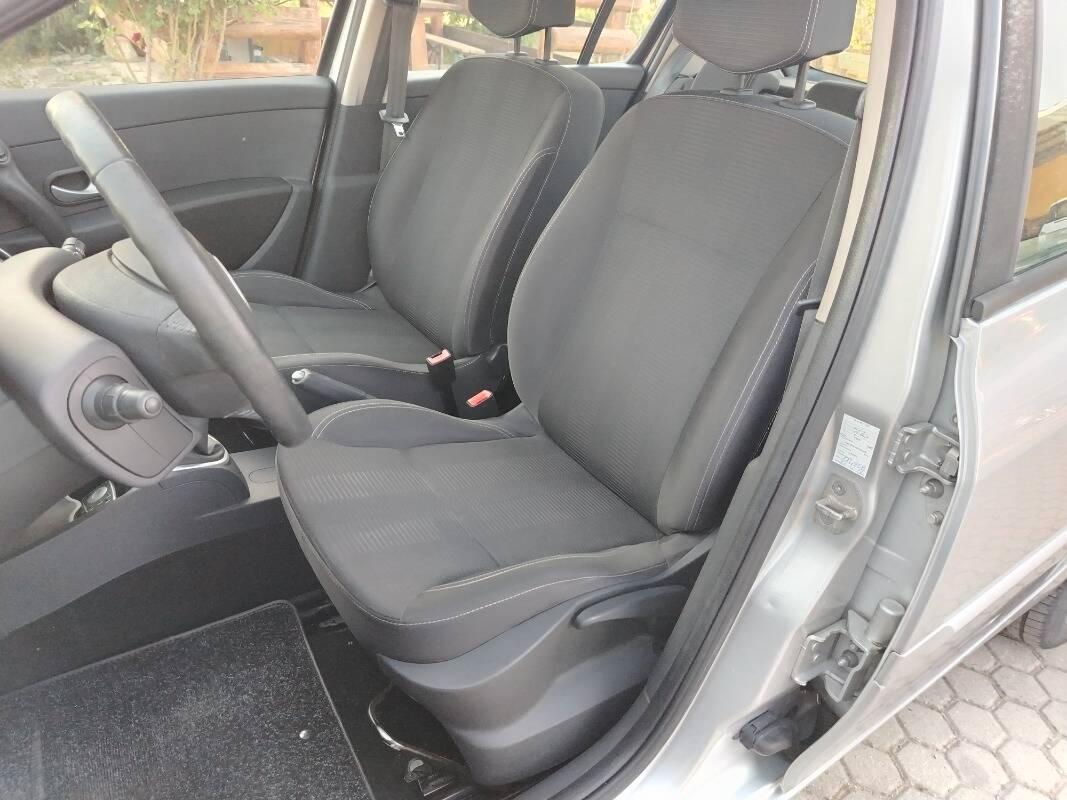 Renault Clio 1.2 16v Live! 5p