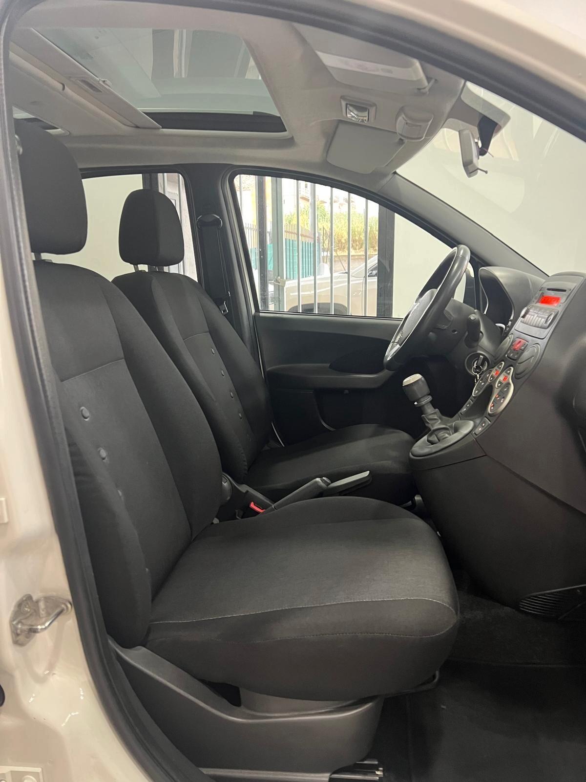 Fiat Panda 1.2 Emotion