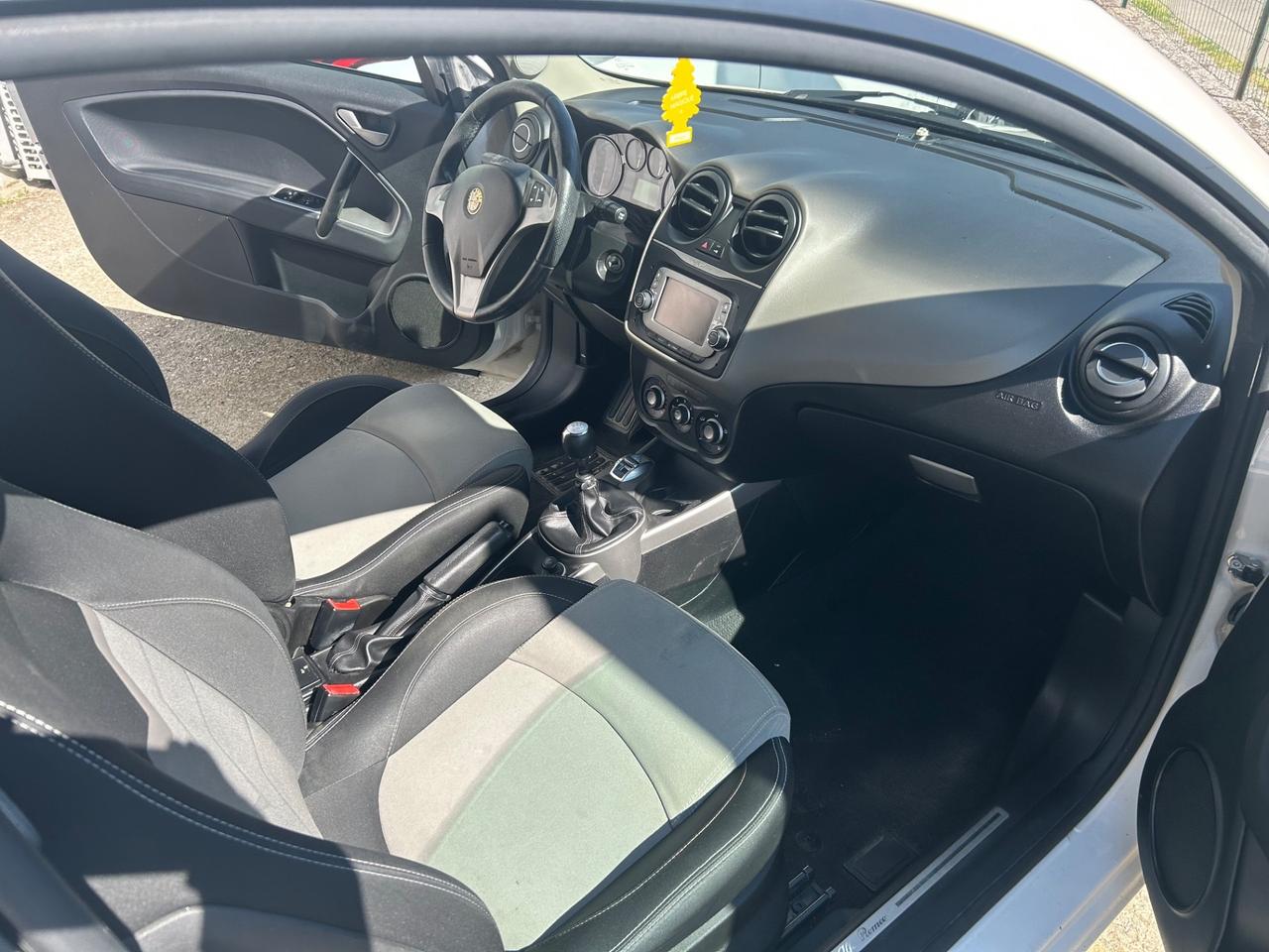 Alfa Romeo MiTo 1.6 JTDm-2 S&S Distinctive