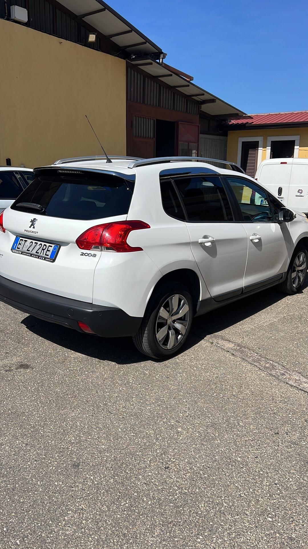 Peugeot 2008 1.4 HDi 68CV NEOPATENTATI