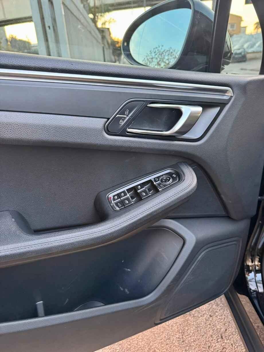 PORSCHE MACAN 2.0 BENZINA 245 CV