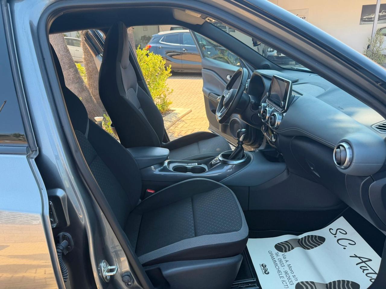 Nissan Juke 1.0 DIG-T 114 CV N-Connecta