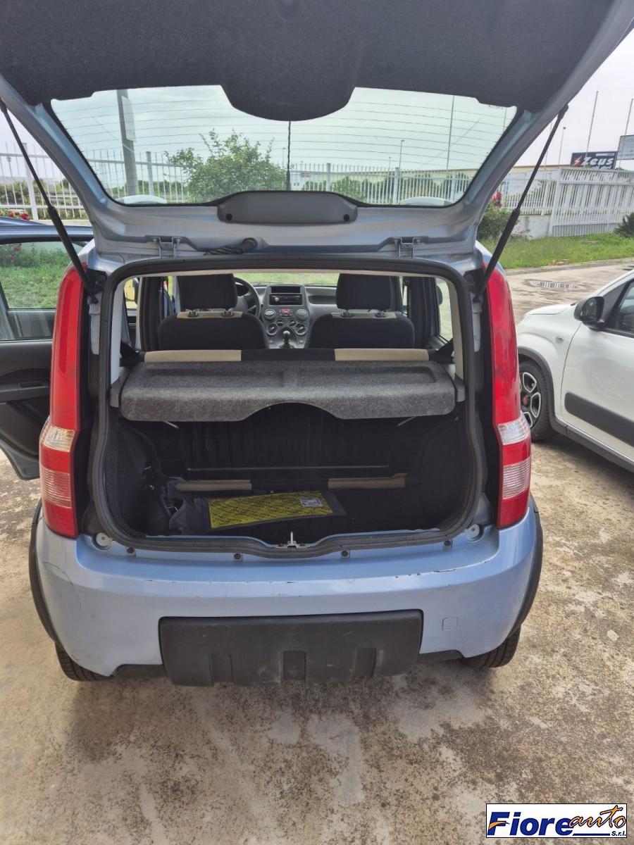 FIAT - Panda - 1.3 MJT 16V DPF 4x4 Climbing