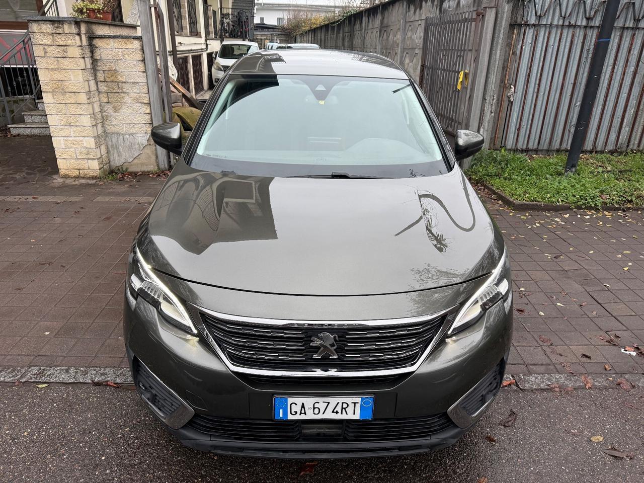 Peugeot 5008 BlueHDi 130 S&S Business