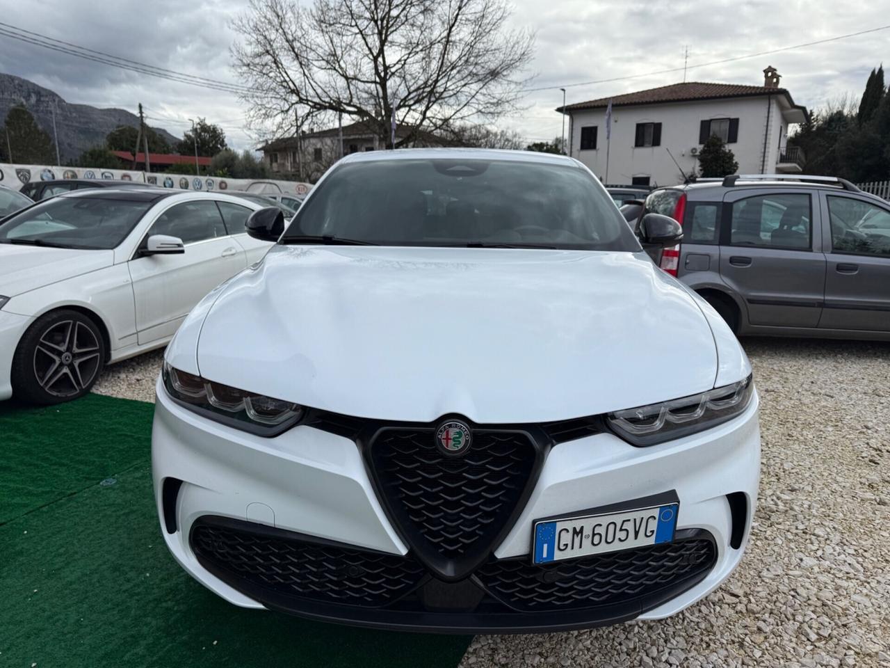 Alfa Romeo Tonale PLUG IN hibryd garanzia 4 anni