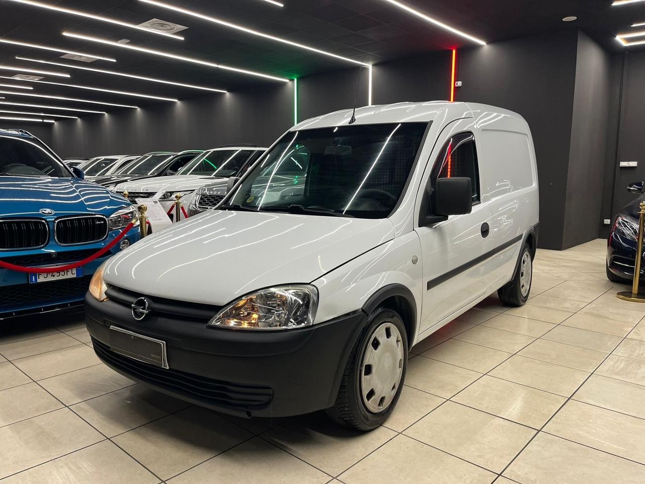 Opel Combo 1.3 CDTI 75CV 3p. Van OK NEOPATENTATI