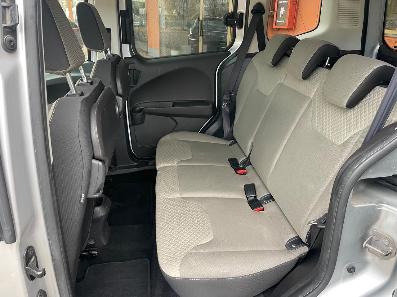 Ford Tourneo Courier 1.5 TDCI 75 CV Titanium Navy