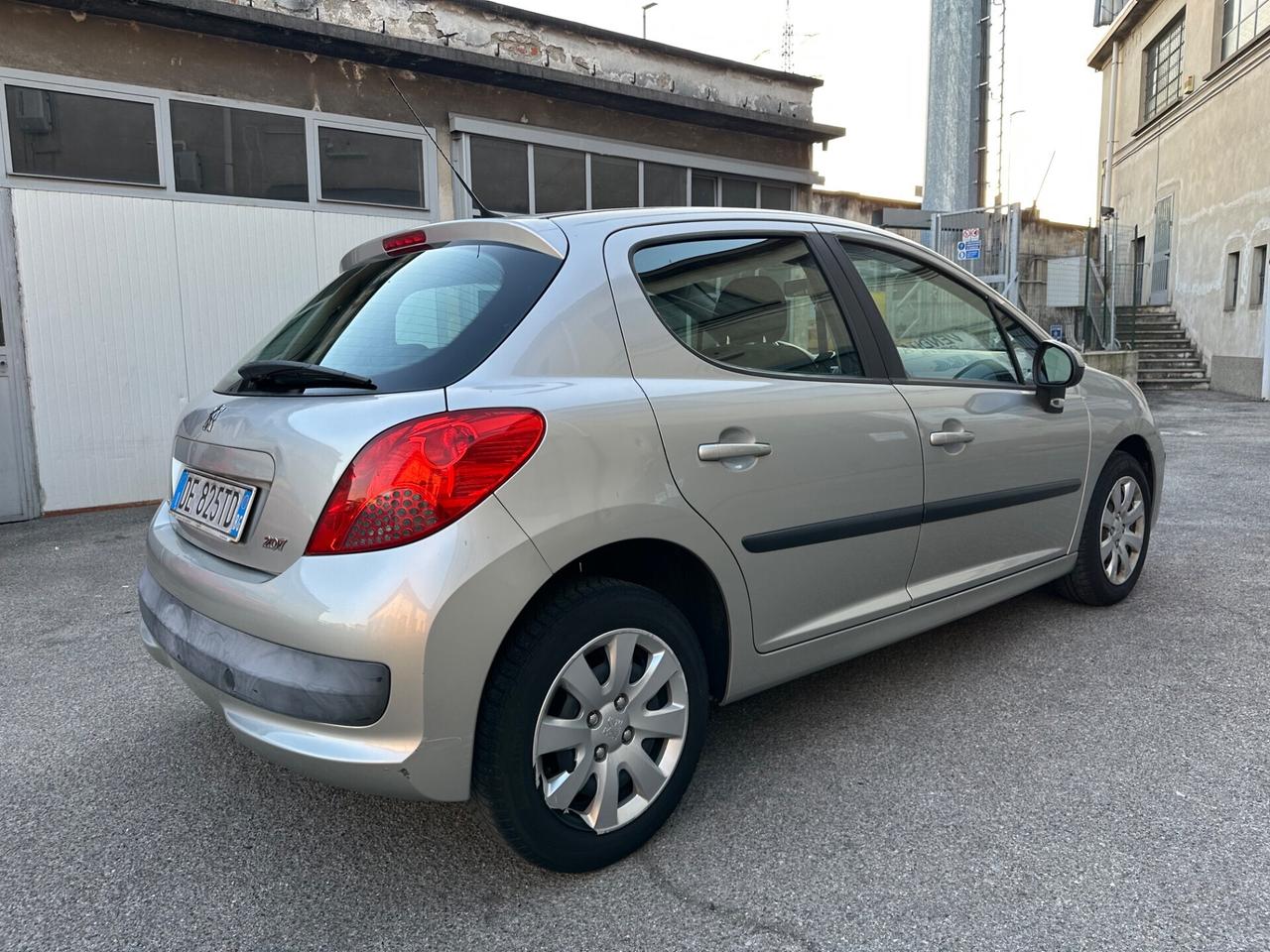 Peugeot 207 1.4 88CV 5p. BENZINA - NEOPATENTATI