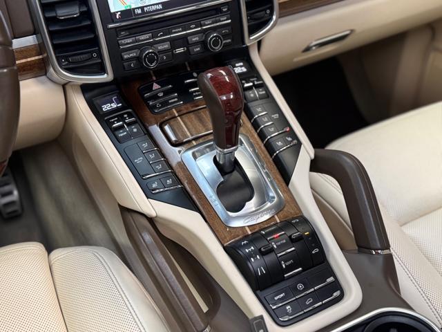 PORSCHE Cayenne 4.8 GTS