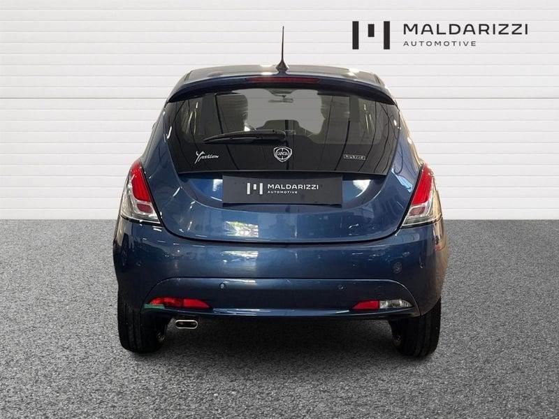 Lancia Ypsilon III 2021 1.0 firefly hybrid Gold s&s 70cv