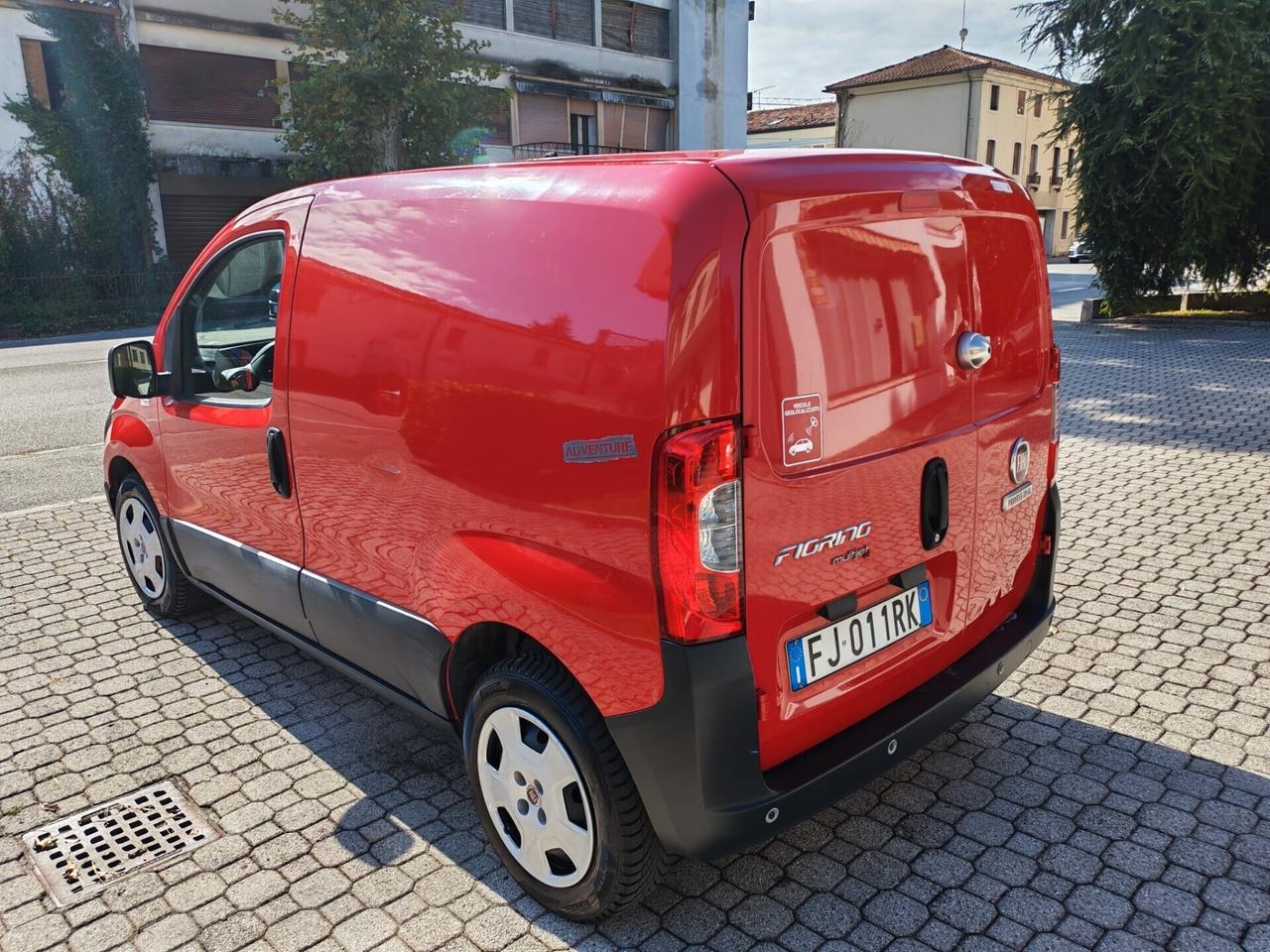 Fiat Fiorino 1.3 MJT 95CV Cargo Adventure