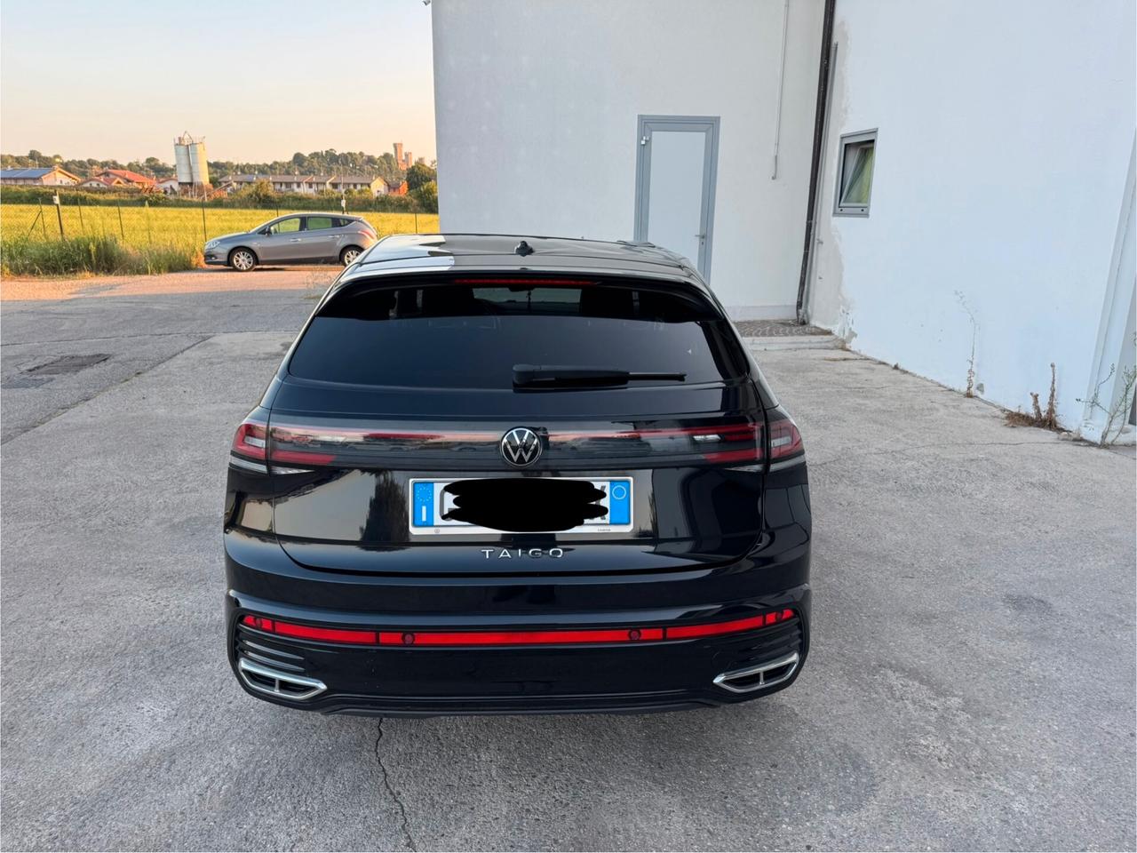 Volkswagen Taigo 1.0 tsi R-Line 110cv START - TETTO