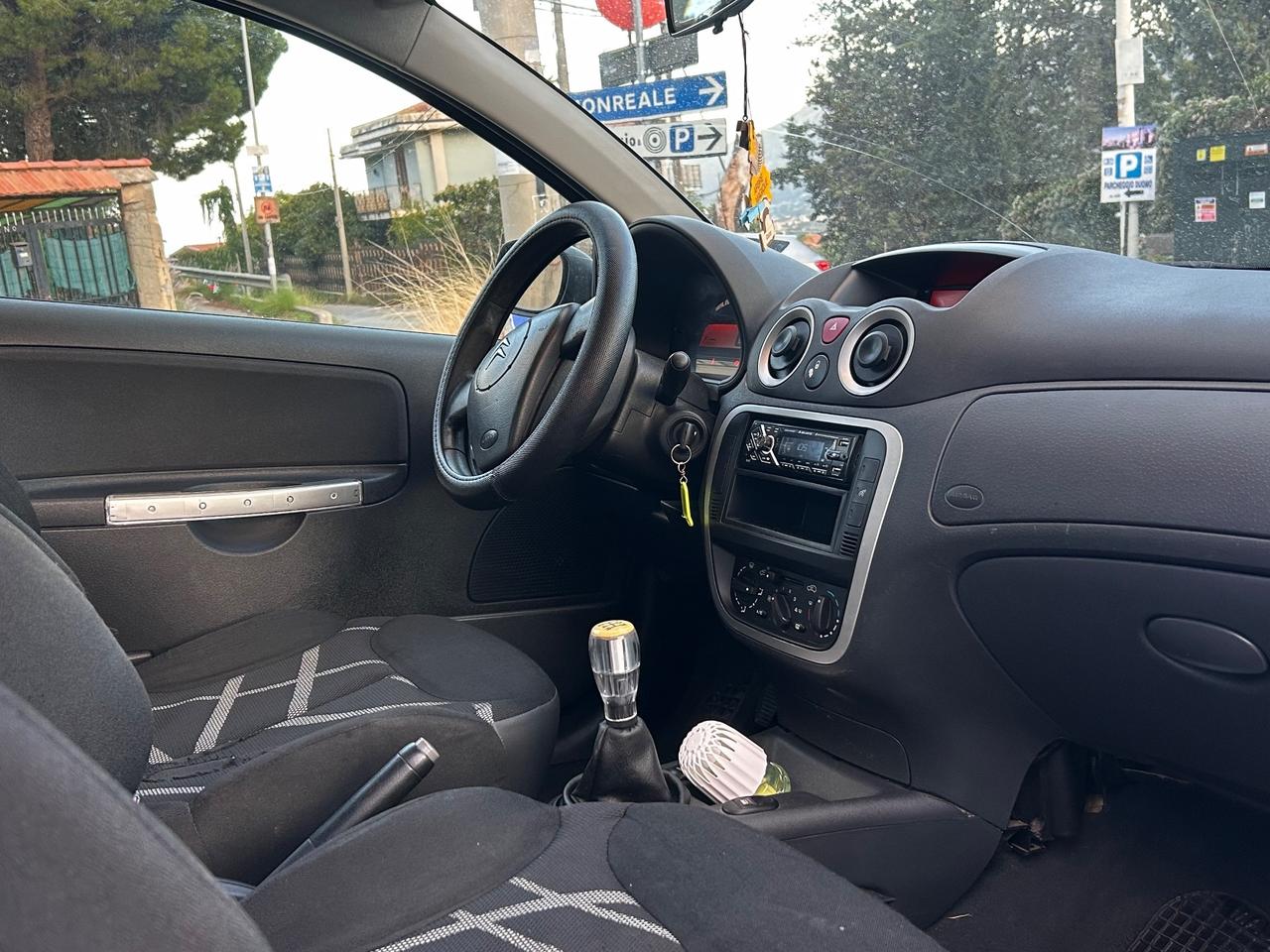 Citroen C2 09 1.1 airdream Elegance - 2010