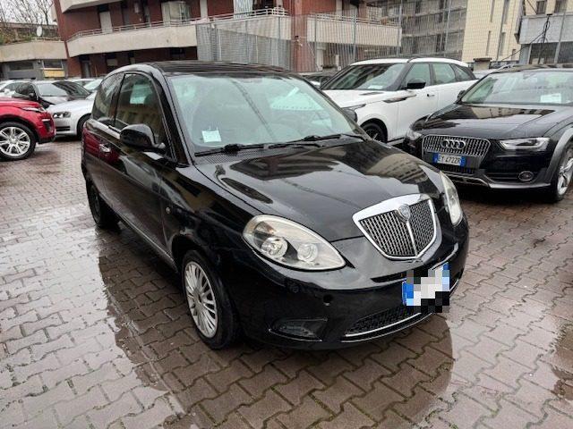 LANCIA Ypsilon 1.2 69 CV PLATINUM