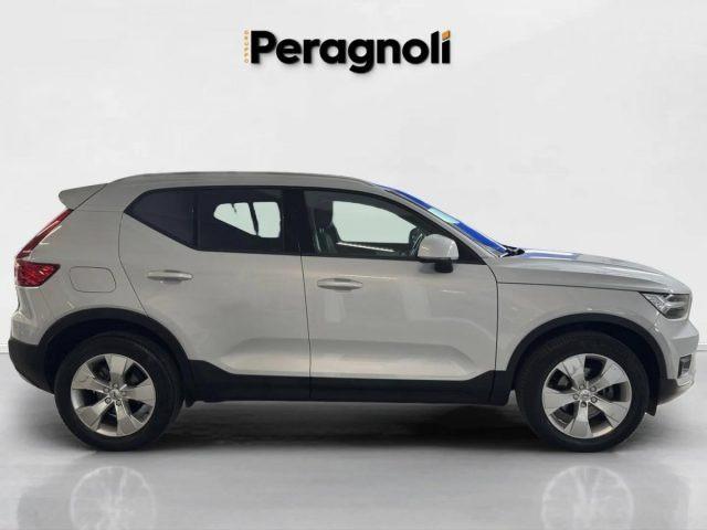 VOLVO XC40 D3 MOMENTUM MANUALE