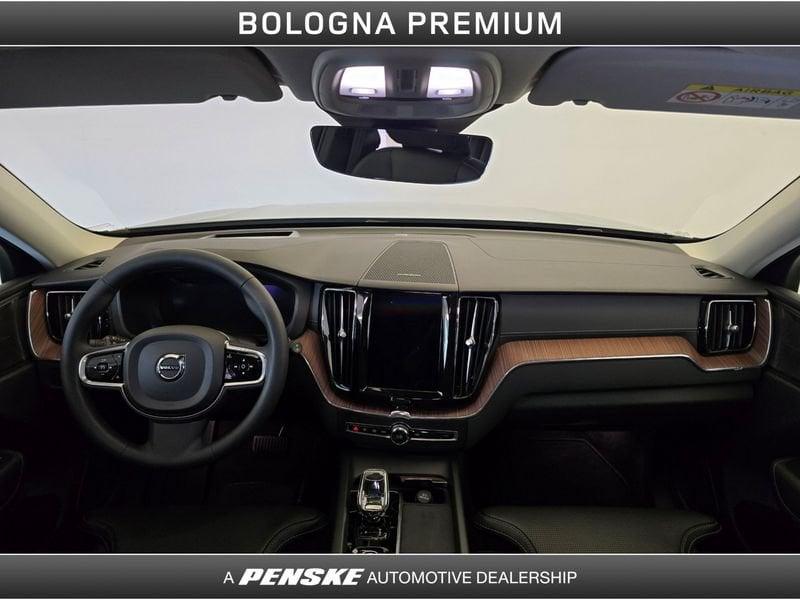 Volvo XC60 XC60 T6 Recharge Plug-in Hybrid AWD automatico Ultimate Dark