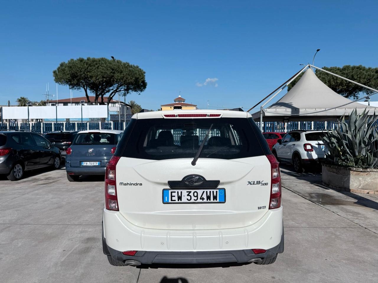 Mahindra XUV500 2.2 16V FWD W8