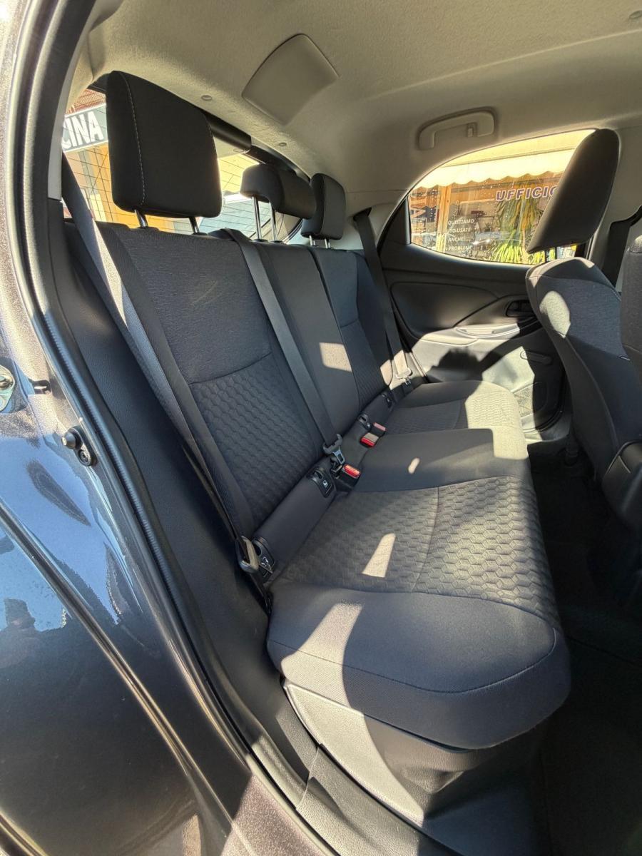 TOYOTA - Yaris - 1.5 Hybrid 5p. E-CVT Busin. *PROMO*